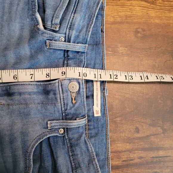 Levi's Jeans Size 28 High Rise 724 Straight Crop Medium Light Wash Stretch - Picture 9 of 11